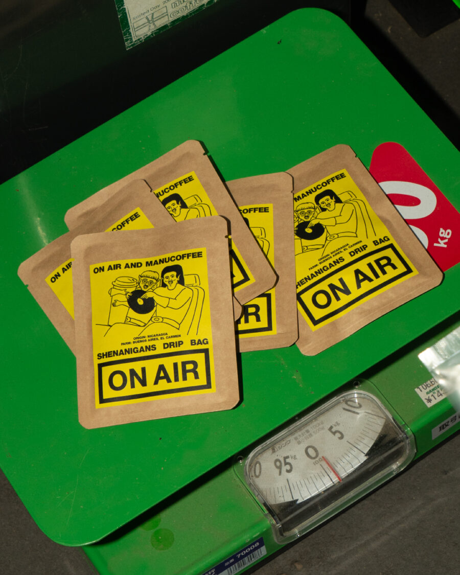 ON AIRとmanucoffeeによるオリジナルドリップパック