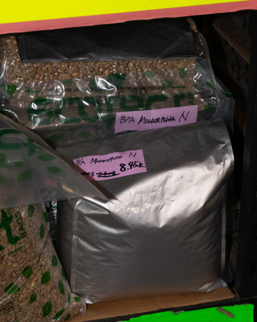 ON AIRとmanucoffeeによるオリジナルドリップパック